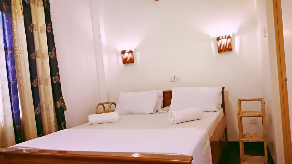 Sweden Inn Guesthouse Hikkaduwa Zimmer foto